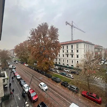 Appartamento La Regina Delle Locazioni Appena Fuori Dalla Metro Porta Romana Milano